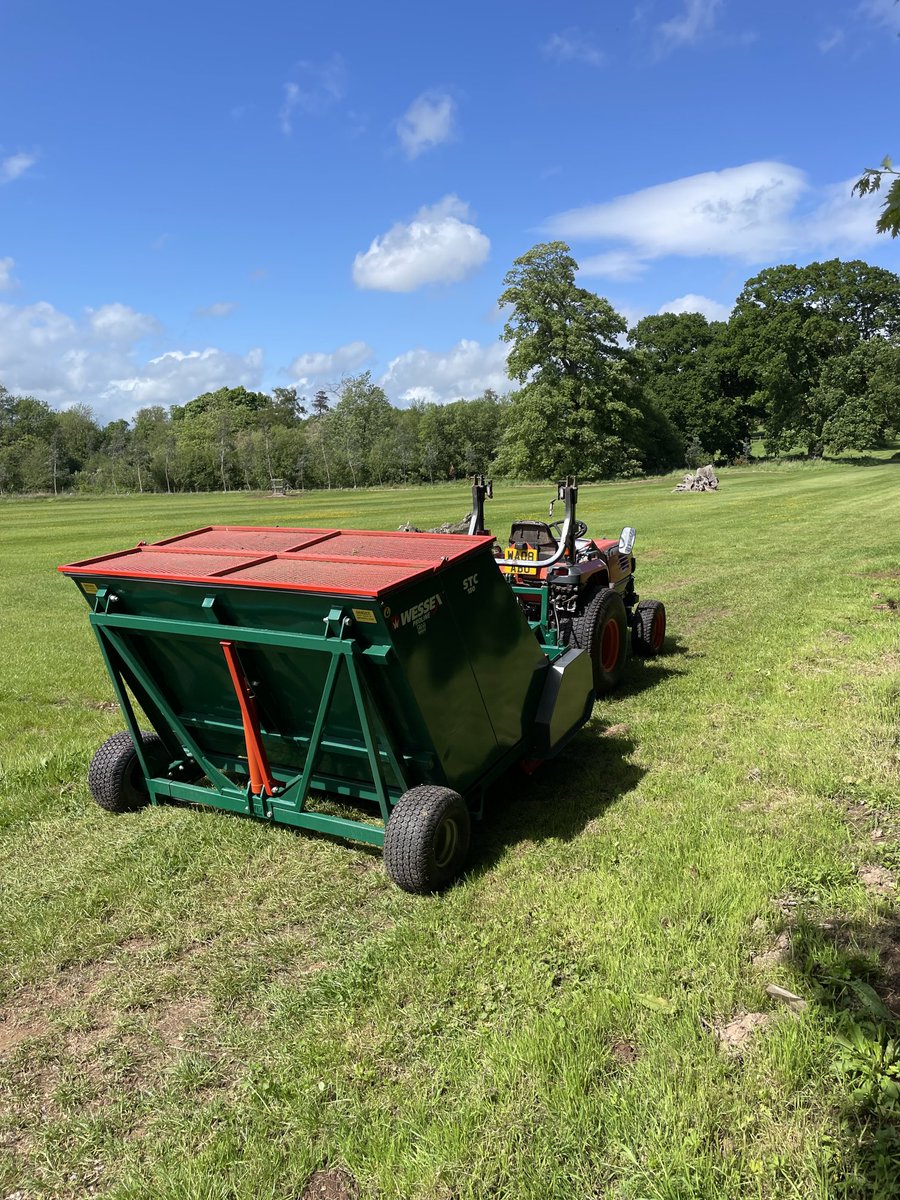 CountyGrounds's tweet image. New addition to our equipment portfolio. A Wessex 1.8m flail with collector …. perfect for all those wild flower meadows ⁦@wessexintl⁩