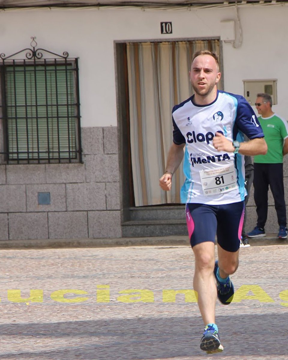 clapp_oficial's tweet photo. Clapp! sigue estando presente en diferentes competiciones deportivas por toda la geografía española 😁🙌

En esta ocasión ha sido nuestro querido Samuel el que ayer llevó nuestra marca en la 𝗖𝗮𝗿𝗿𝗲𝗿𝗮 𝗣𝗼𝗽𝘂𝗹𝗮𝗿 𝗱𝗲 #𝗢𝗿𝗴𝗮𝘇 🏃 ¡Enorme! https://t.co/06dv82ZCCU