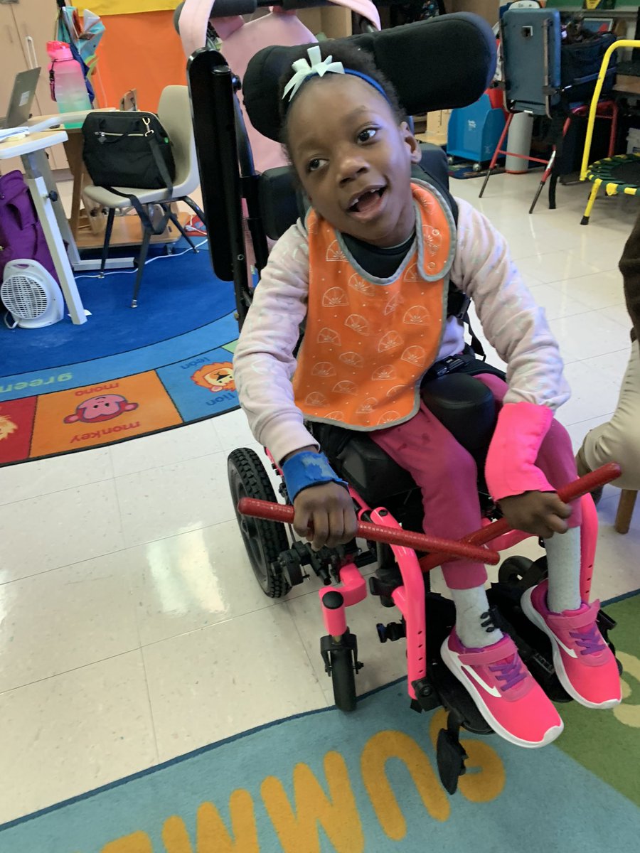 cobbperforms's tweet photo. #apsarts is hiring an additional music therapist &amp; adaptive art teacher with a focus on our secondary students with special needs! If interested, apply at https://t.co/ME63idW5IS or send a resume to sara.womack@atlanta.k12.ga.us. @JoinTeamAPS @APSmusictherapy @AdaptiveArtAPS https://t.co/YZAUcMFhMv