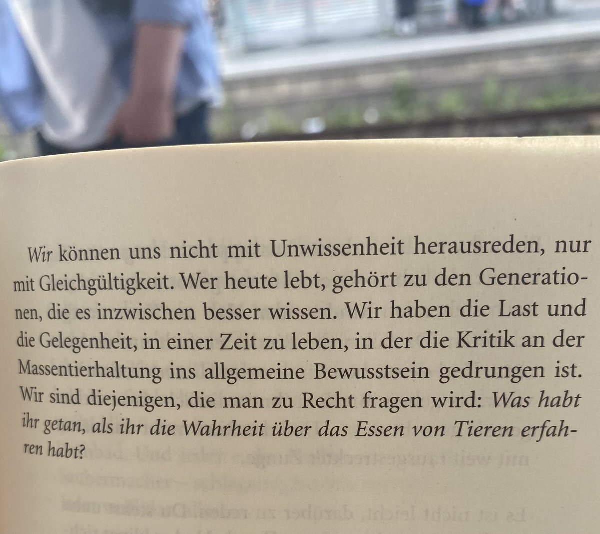 bine_inked's tweet photo. Aus TIETE ESSEN von #jonathansafranfoer https://t.co/1x38FhWYpE