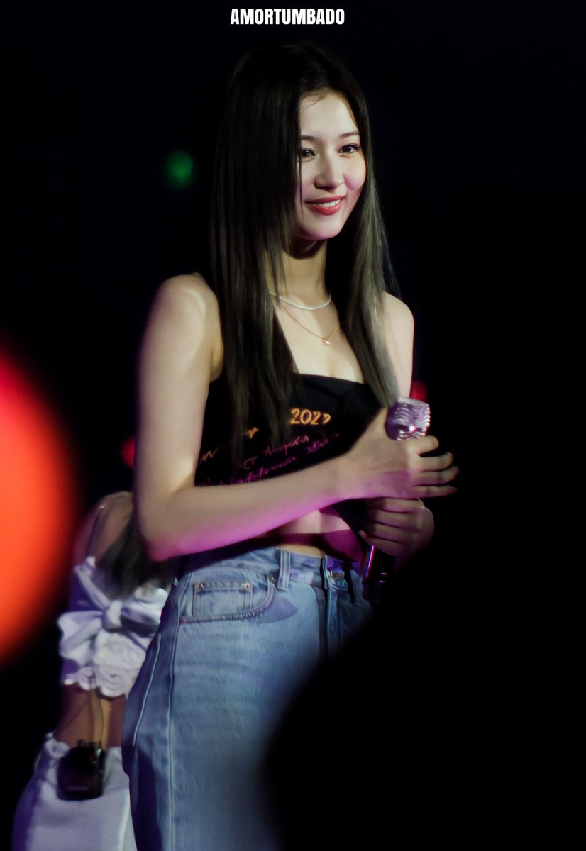 AMORTUMBADO's tweet photo. 220514 TWICE ENCORE in LA

#TWICE_4TH_WORLD_TOUR_ENCORE #TWICEINLA #TWICE #SANA https://t.co/IXDGwbDJR1