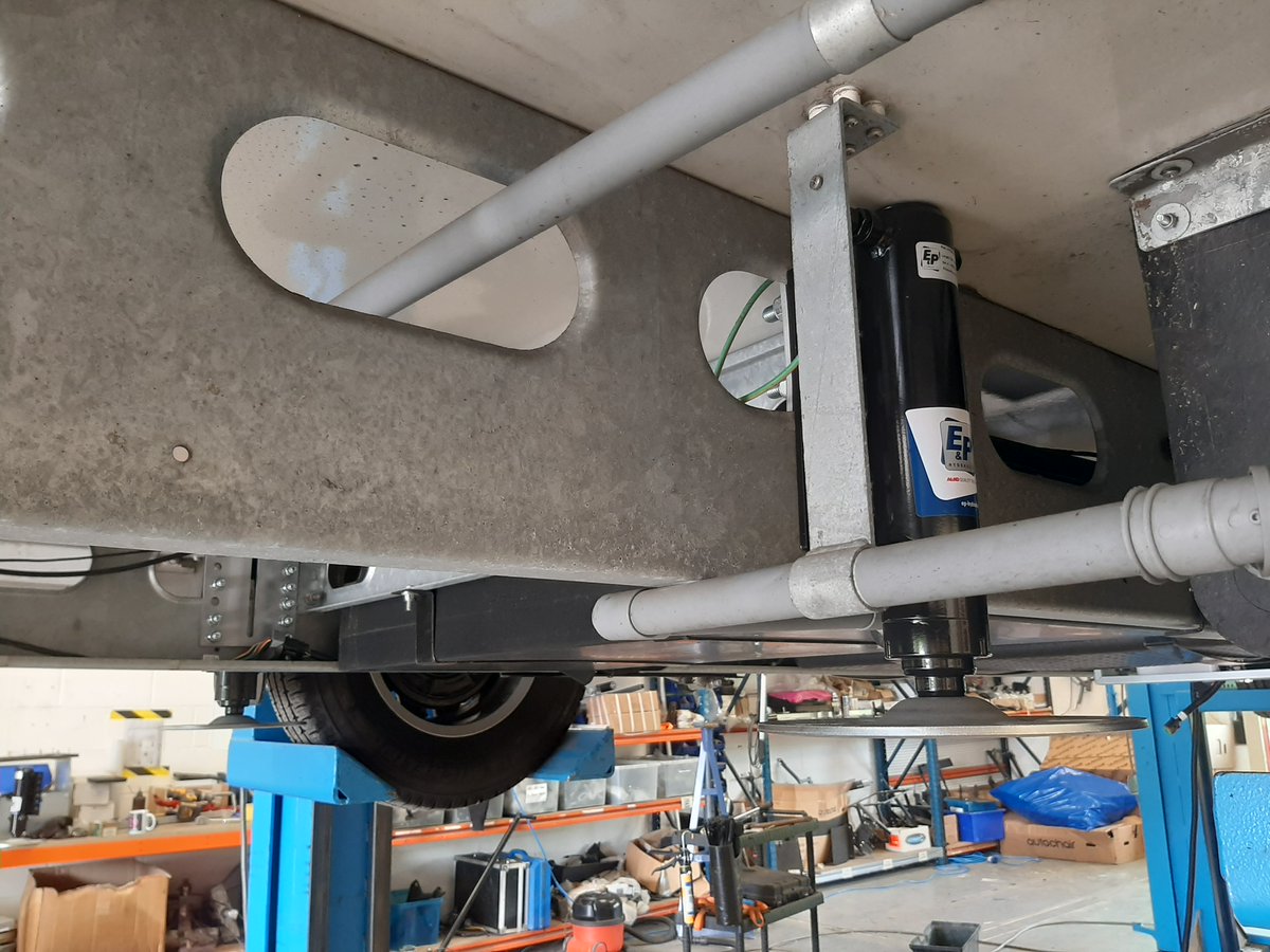 RosmiaUK's tweet photo. Our Monday starts with a bang! This AL-KO chassis motorhome gets both a new @EPHydraulics UK Level M as well as @VBAirUK's VB-SemiAir system.
Get in touch to see how we can improve Your motorhome or caravan:
☎: 01444 880022
📨: info@rosmia.co.uk
💻: https://t.co/fbyz977nWR https://t.co/O7kx4M7nN3