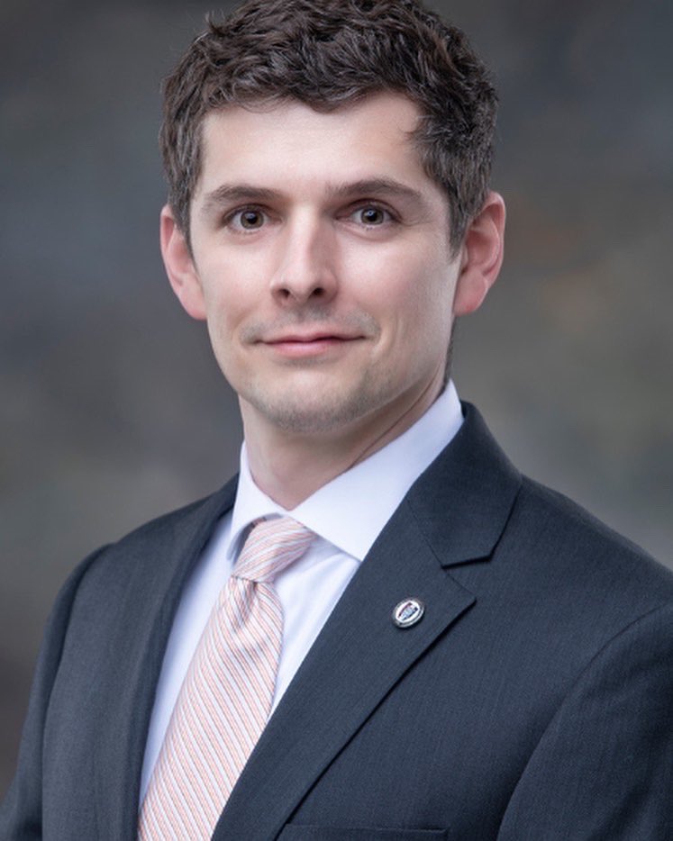 UthsaNsurgRes's tweet photo. 🎉 Congratulations to our very own Dr. Jonathan Fisher and Dr. Alex Villahermosa for being chosen for the Health Science Center Kudos Award!! Residents are nominated by other residents for going above and beyond for their patients and coworkers. We’re proud of you guys! 🎉 https://t.co/PN3Z5vDk4o