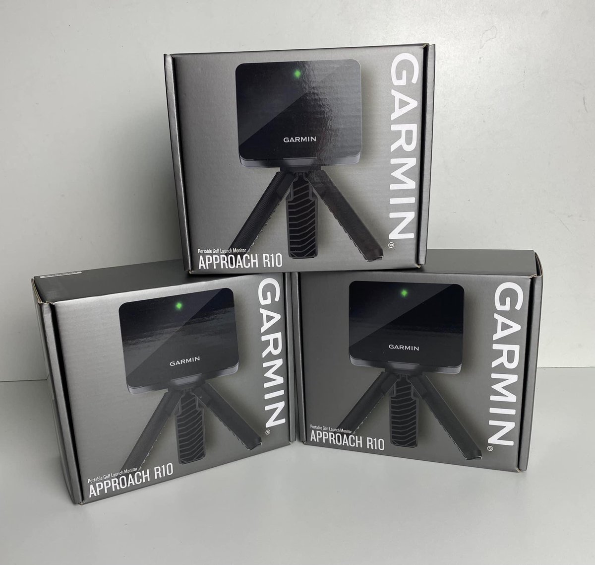 Foregolfchester's tweet photo. 🚨Latest delivery from @GarminUK 🚨
Pre-orders on this have been crazy 🤯
Don’t miss out, while stocks last ⛳️
#garminr10 #r10 #launchmonitor #foregolf 
https://t.co/PqFp1ZsTNI https://t.co/nQHB09M243