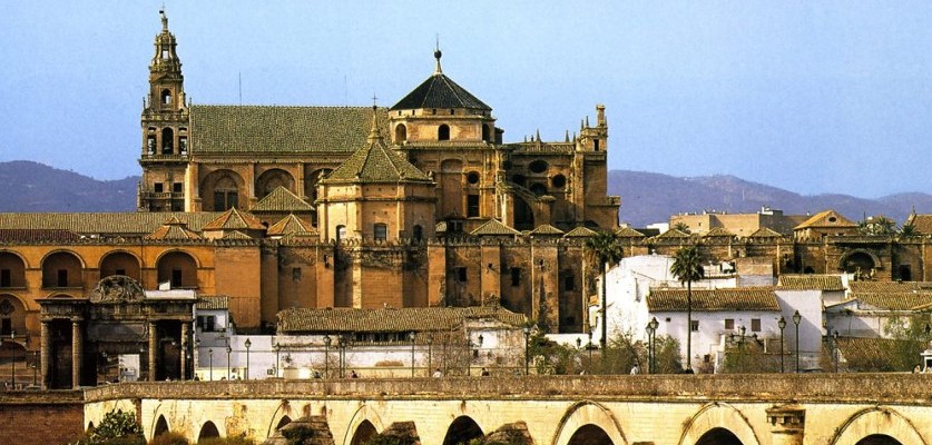 RomIsl_center's tweet photo. 📣 Intensive Summer Course
✏️ #romanization and #islamization in the #westernmediterranean
🎓 @PanzramSabine (@unihh) @agarciasanjuan (@UniHuelva)
📆 18-22 July 2022
⏰ 25 June 2022 (Deadline)
🏛 @Casaarabe Córdoba 🇪🇸
More info 👇
https://t.co/AuioJD3VxU https://t.co/MrIydizVjK