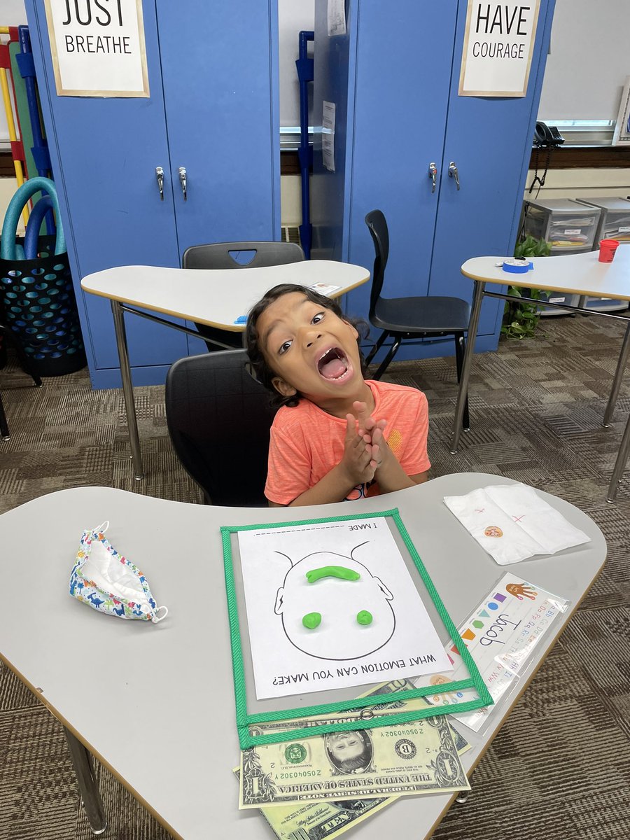 MrSeanBrown_'s tweet photo. #BridgeBoys begin their day identifying their emotions and zones. One #BridgeBoy was being such an awesome helper teaching our new student classroom routines! #whyLP #TrueNorthBrunswick https://t.co/VcCFoDALB4