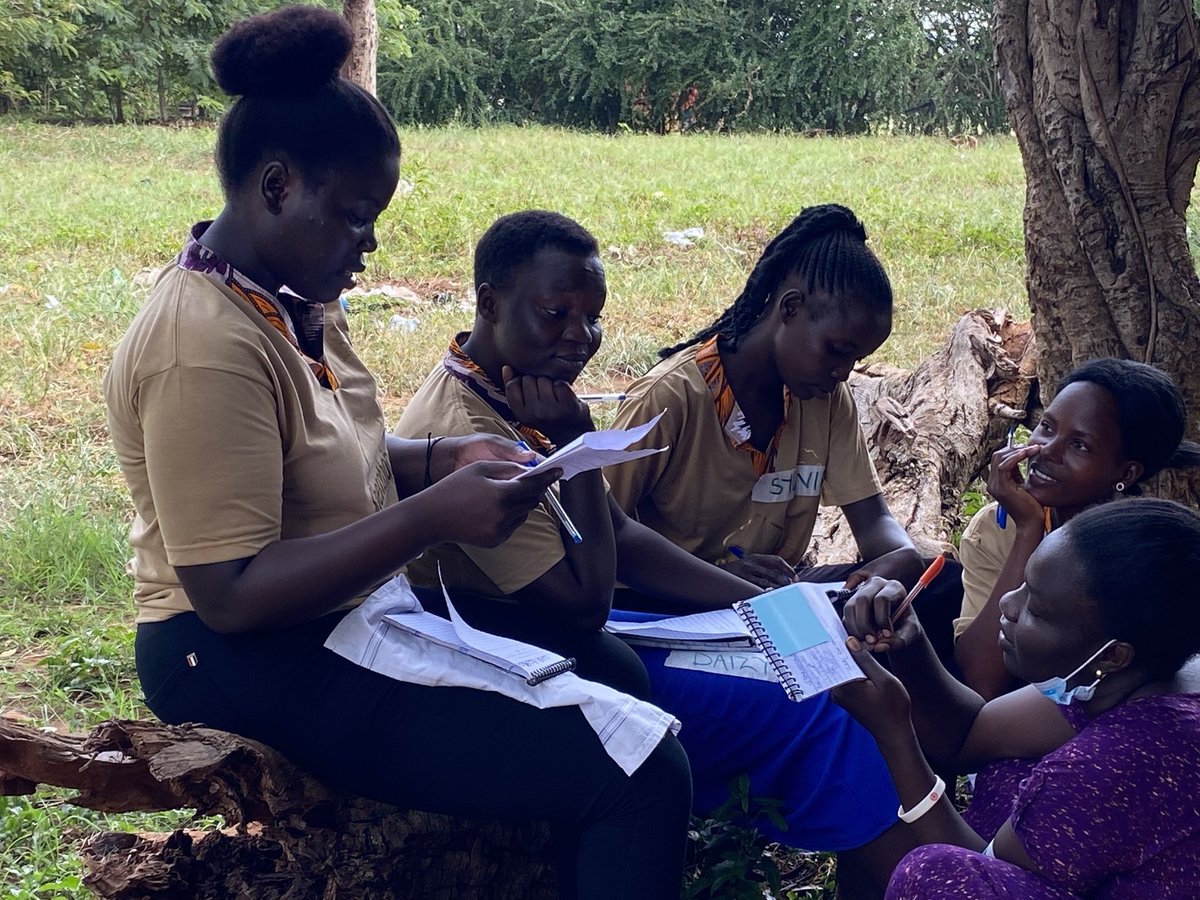 AfrikovationHub's tweet photo. Join our Sheroes! 
We're excited about the ideas that came up during the Sherothon to deliver climate justice solutions for climate-smart farming in Pakwach.
🌱Trees 4 Climate Justice 
🌱Climate Justice Jazz
🌱Women Green Fund 
Let's make the idea execution magic happen together! https://t.co/0Fh3jzystB