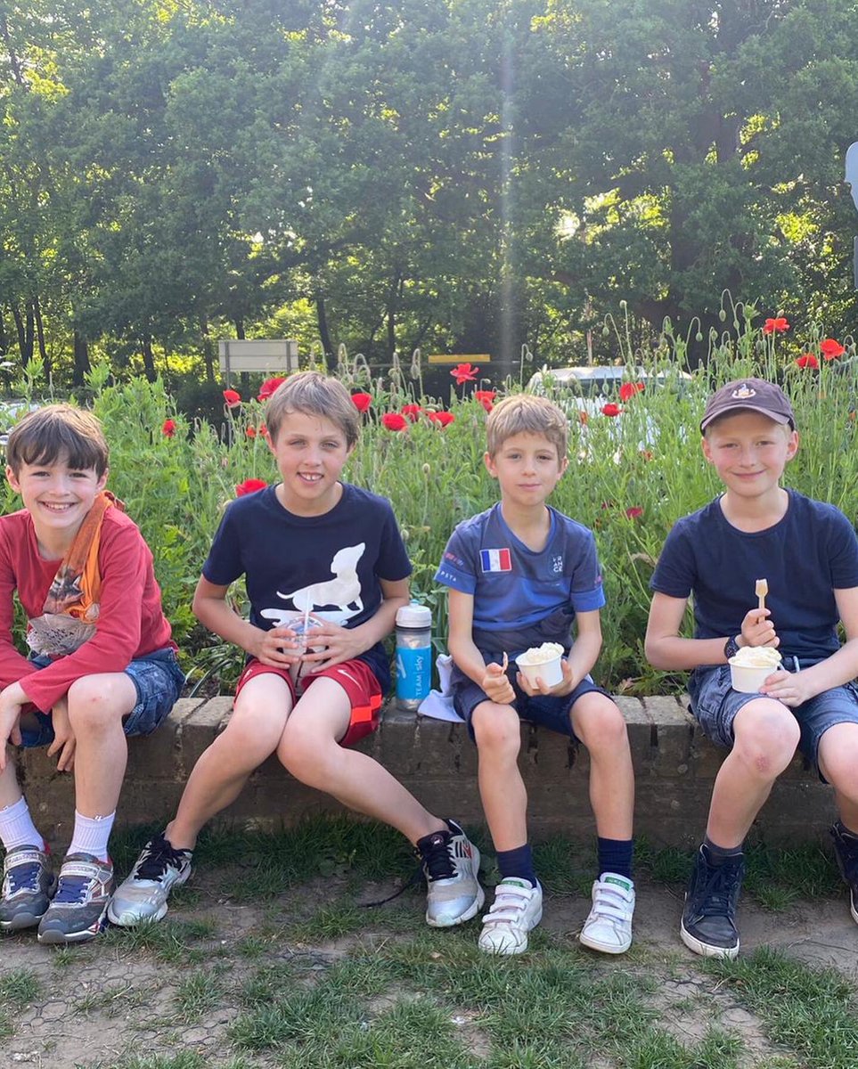 WoodcoteHouse's tweet photo. The pool is open!! Despite the storm damage, swimming is back and the boarders enjoyed a glorious day on Saturday for swimming and football. #swimmingfun #boardingfun #sunnyweekend #prepschoolsurrey #independentprepschool https://t.co/fqzjQfKdBI