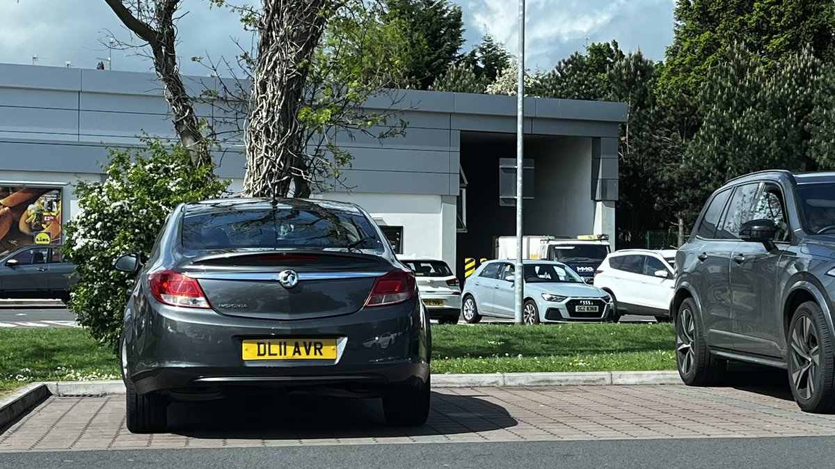 Can’t be parking too close to that curb &amp; freeing up a whole extra parking space!