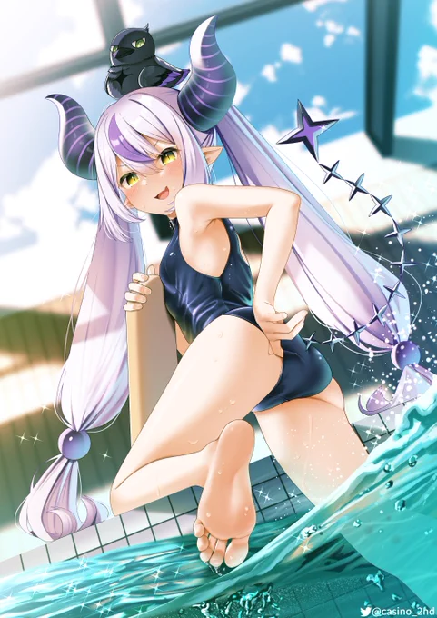 #laplus_artdesu
らぷ様はやっぱりスク水が似合う 