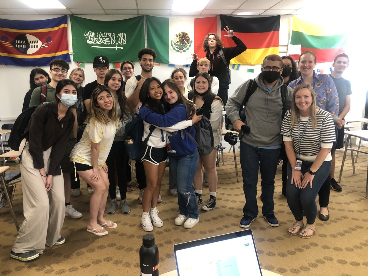 Mary Reynolds tweet media