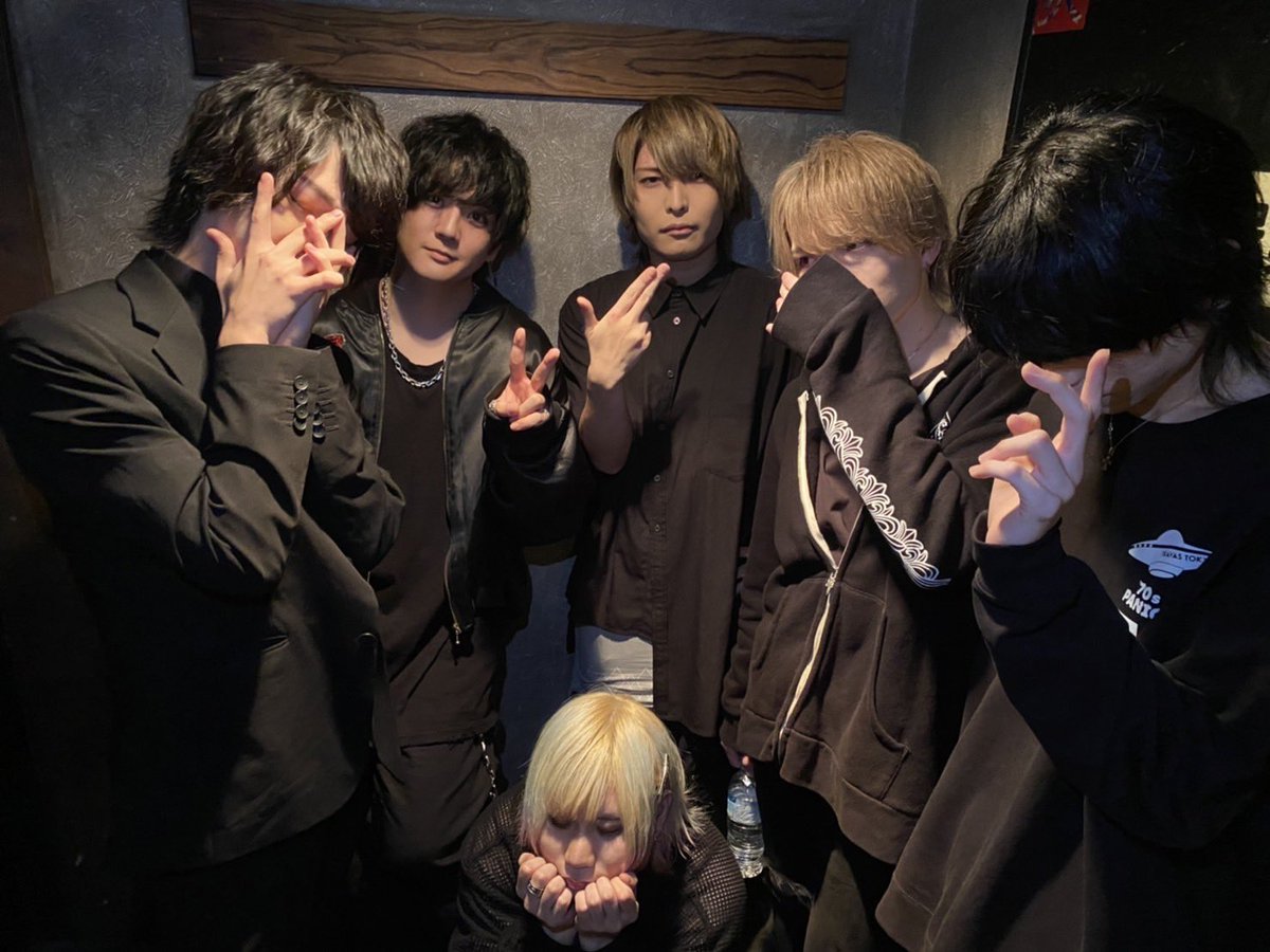 Ritw20's tweet photo. 本日は『Daichi Birthday Live』
お越しいただきありがとうございました💐

次回LIVEは明後日 吉祥寺CLUB SEATAにて
『推し事っ!!!』です✍️

5/18のLIVEをもちまして、
長らく成仏していなかったRitwは
成仏することを決めました。
Ritwを観れる最後のチャンスですので
ぜひお越しください🌟 https://t.co/a3Zs3dwbdQ