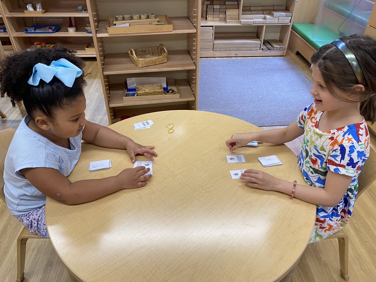 CaedmonKinder's tweet photo. Double compare, addition is full swing #CaedmonKindergarten #CaedmonMath https://t.co/LBiH7DolXv