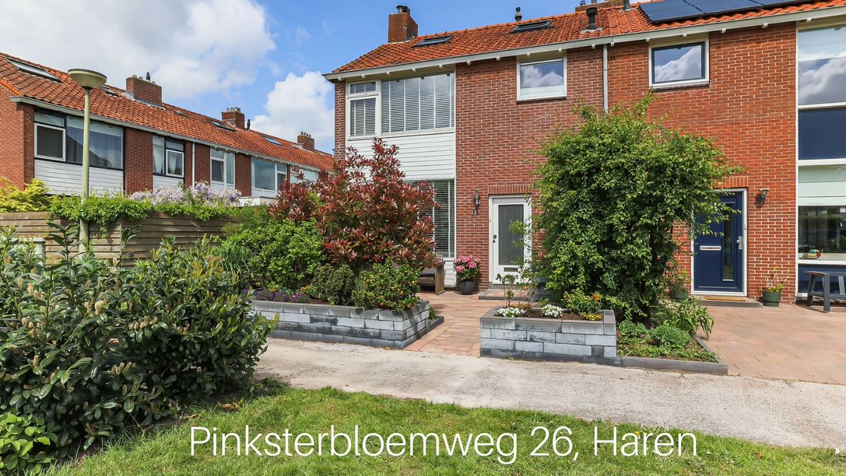 Kom jij een kijkje nemen bij deze sfeervolle hoekwoning? De woning is de laatste jaren volledig gemoderniseerd en is dus instapklaar.
Vanaf dinsdag in de verkoop! pinksterbloemweg26.nl

#makelaar #wonen #haren #vasgoed #woningmarkt