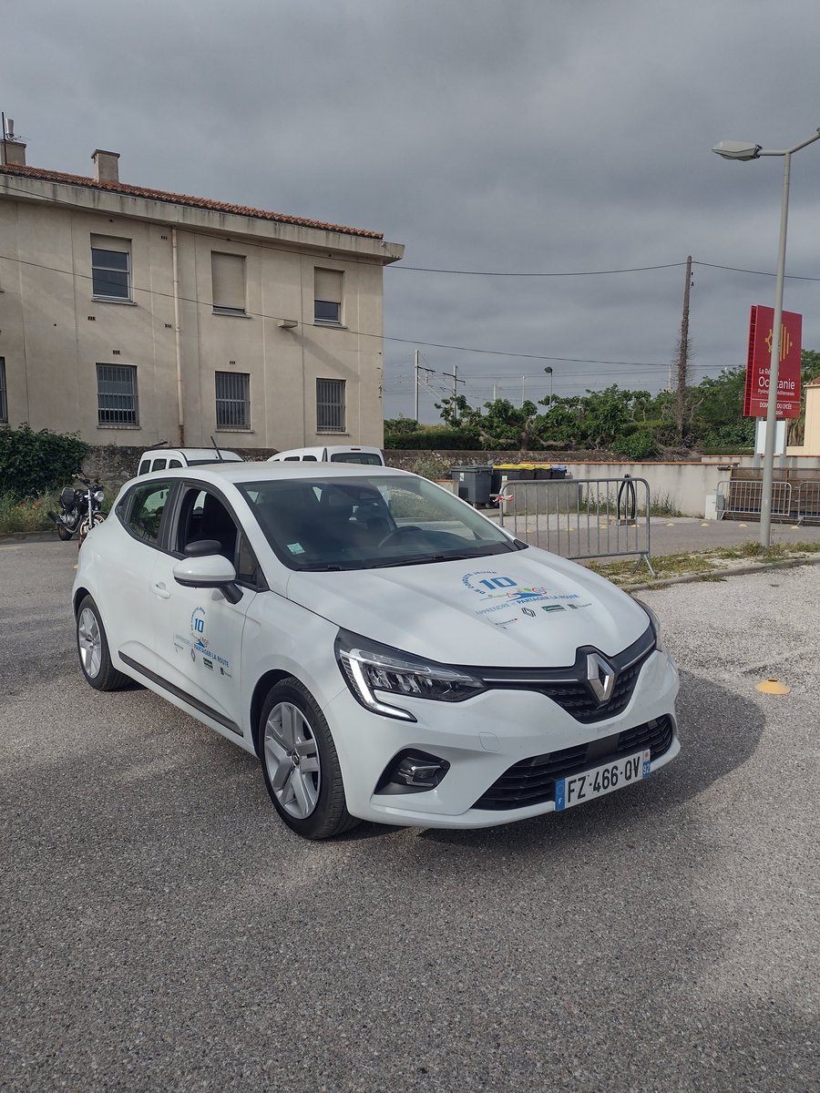 DominiqueDurini's tweet photo. @GroupamaMed la Fédération des P.O lance une opération de prévention routière d'envergure Régionale " 10 de conduite jeune " au Lycée Agricole de Rivesaltes. Cette action encadrée par les gendarmes se terminera mercredi matin pour une remise de prix. https://t.co/II3HixIk2q