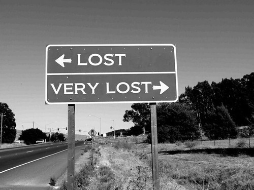 _Barbara_04's tweet photo. Voglia di piantare tutto.
Salire in macchina e guidare a caso, per strade sconosciute, magari perdermi.
I finestrini abbassati e il vento che scompiglia i capelli e le idee e la musica a tutto volume e cantare a squarciagola...
#Desiderando https://t.co/1A7rpE5Uml