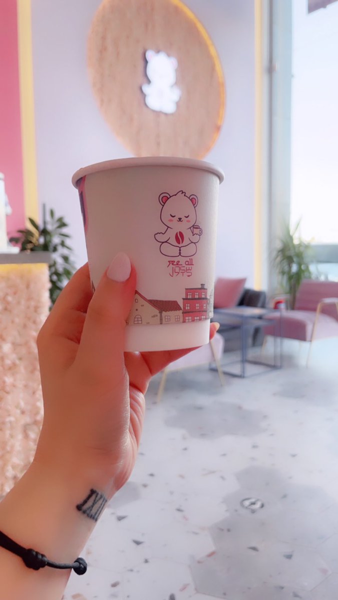deemo_a's tweet photo. See All 🇰🇷💫

🚨سحب على دعوتين كل دعوه لشخصين 💌

شرط: متابعة حسابي 
وحساب @seeallcoffee 
ورتويت 🔁

* قهوة مختصه جديدة بحي العارض 📍

* متميز بتصميمه ومن الأماكن اللي ممكن الصور تظلمه بصراحه، من دورين بجلسات داخليه 🛋 https://t.co/UqAx6lHGTP