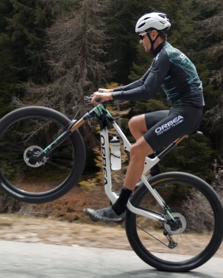 Anton Sintsov tweet media