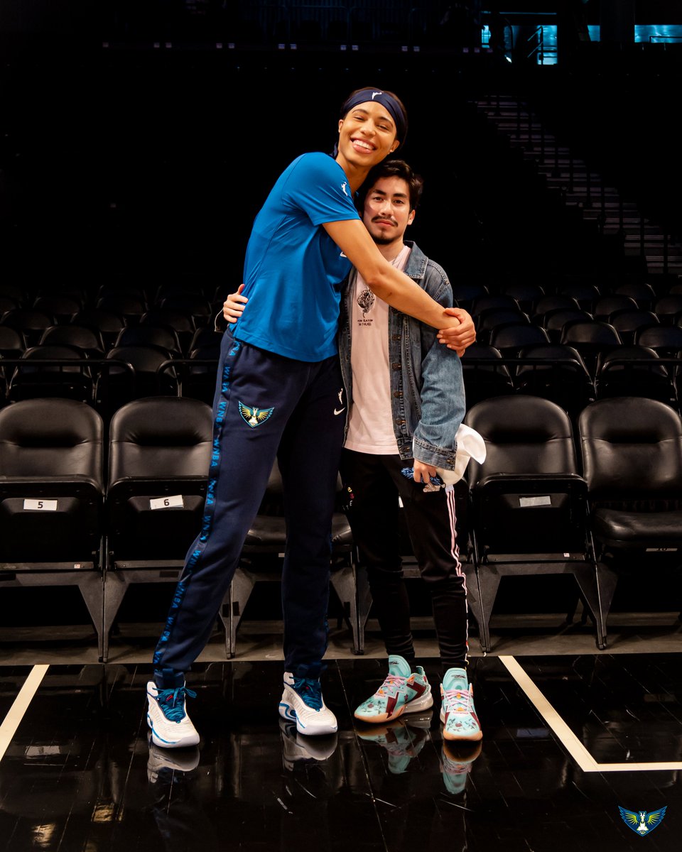 Nearly two years after attempting suicide, Zack Quiñones, a fan of the WNBA, reached out to Isabelle Harrison to thank her for giving him hope.

She gifted him a signed pair of sneakers and courtside seats to watch her play in New York.