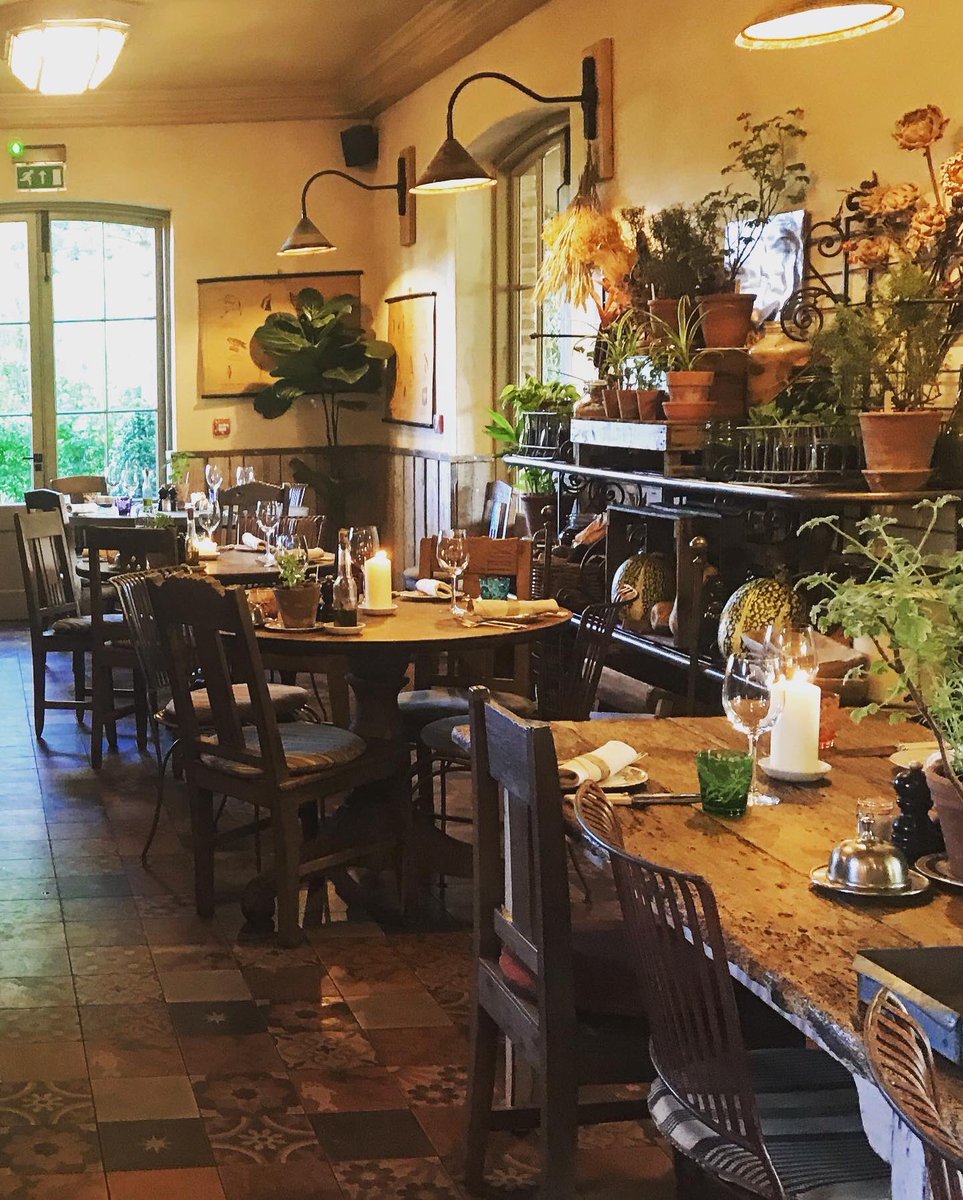 NeilStuke's tweet photo. Boys night out. @The_Pig_Hotel #thepighotel #hotel #food #wine #kent #bridgeplace https://t.co/B56qyceped