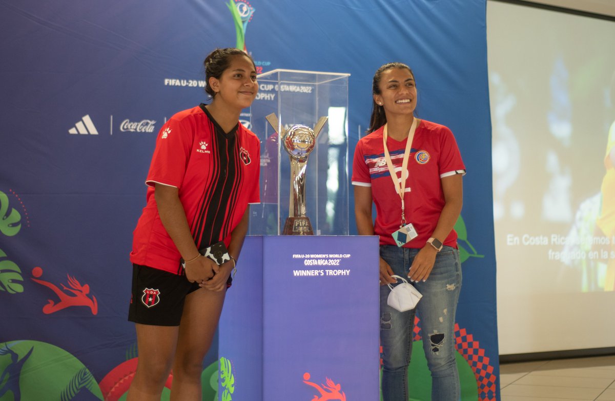 laselecrc_'s tweet photo. Gracias a todos los que nos acompañaron en nuestra primera fecha del Trophy Experience de la Copa Mundial Femenina FIFA Sub 20  de la FIFA Costa Rica 2022. 
Próxima parada: 22 de mayo - Estadio Morera Soto 9:30 am

#VamosJuntas #U20WWC2022 #TrophyExperience #CostaRica https://t.co/fKf14bndud