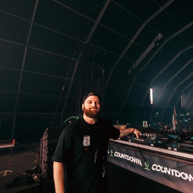 Festseasonmedia's tweet image. Jason Ross &amp;amp; MitiS
Upcoming collab 

Could be premiered at EDC Las Vegas