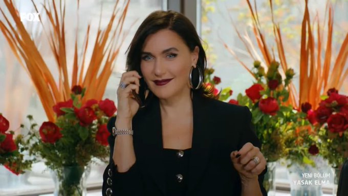 Ender (şevval sam) gerçekten çok güzel kadın.
Yasak Elma Ender ve kardeşi canerin mükemmel sözler😂😂😂
#yasakelma #güçbirliği