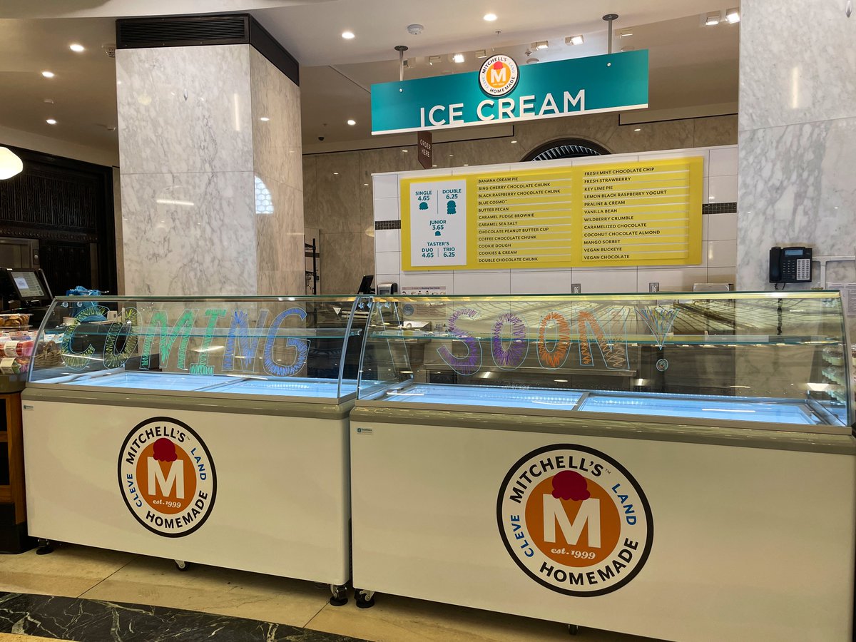 MikeACollier's tweet photo. IT’S HAPPENING @Heinens https://t.co/EdyL0gYXsA