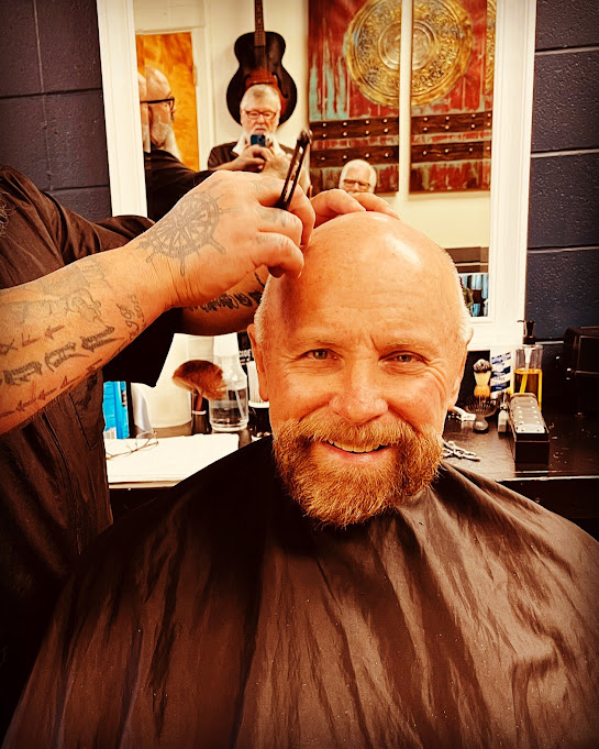 KneeCRee's tweet photo. There’s COMMUNITY at Commercial Place: https://t.co/f4EqviNcha

#grantorino #joecoffee #curlupanddye #utah #coffee #permanentcosmetics #barbershop #nesiesnest https://t.co/kIah878UoZ