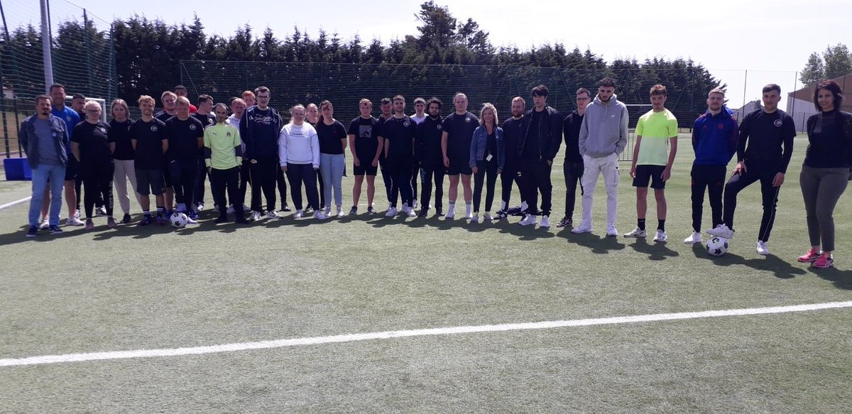 TroumelenL's tweet photo. Le sport rassemble, fédère, dynamise et révèle les talents. Merci à Mme Diotalevi de l'école des métiers du sport pour son accueil. Des solutions concrètes de retour à l'emploi via l'alternance pour les jeunes.  #semainedelalternance. #partenariat. #engagement.#emploi. https://t.co/iJW6F1RNHW