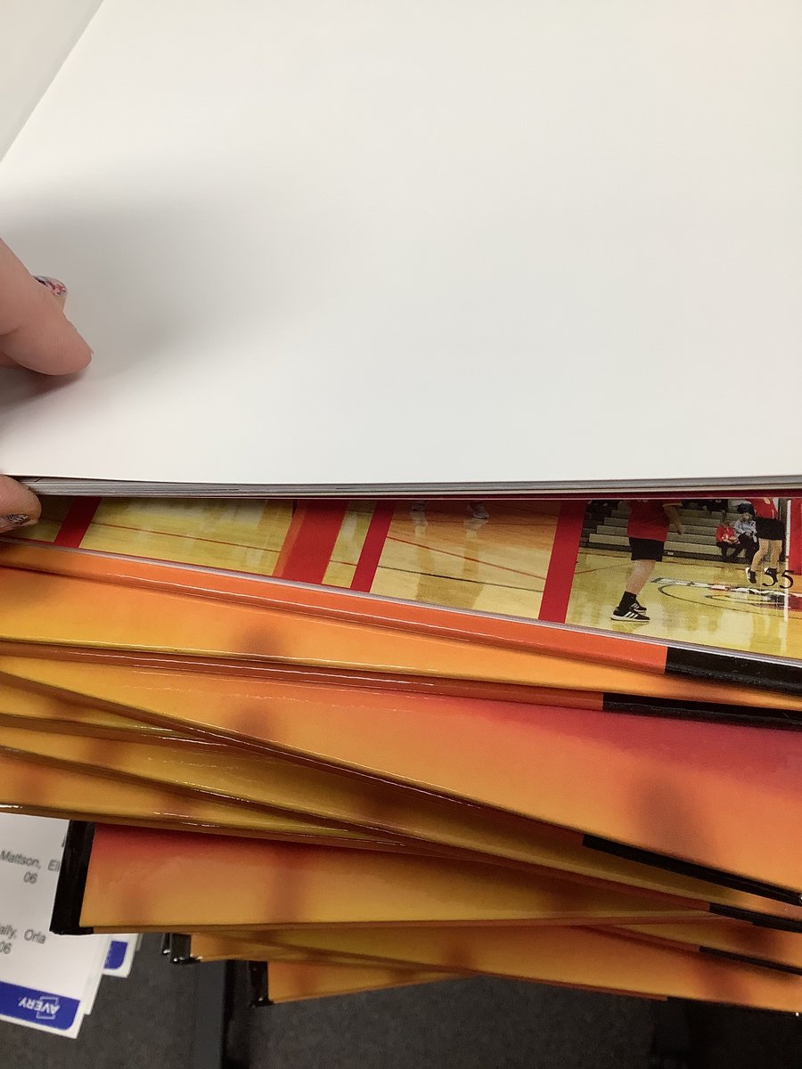 Mrs_LOLdaker's tweet photo. More yearbook sneak peeks…which pages are you on?! @ProrokLeads @MrsHalperEDU @JerlingJayhawks @JerlingPFE @OSD135 #memories You can still get one for just $29! Full color memories for you and your future families! #futurelooksbright https://t.co/ySfFqtJ0rY