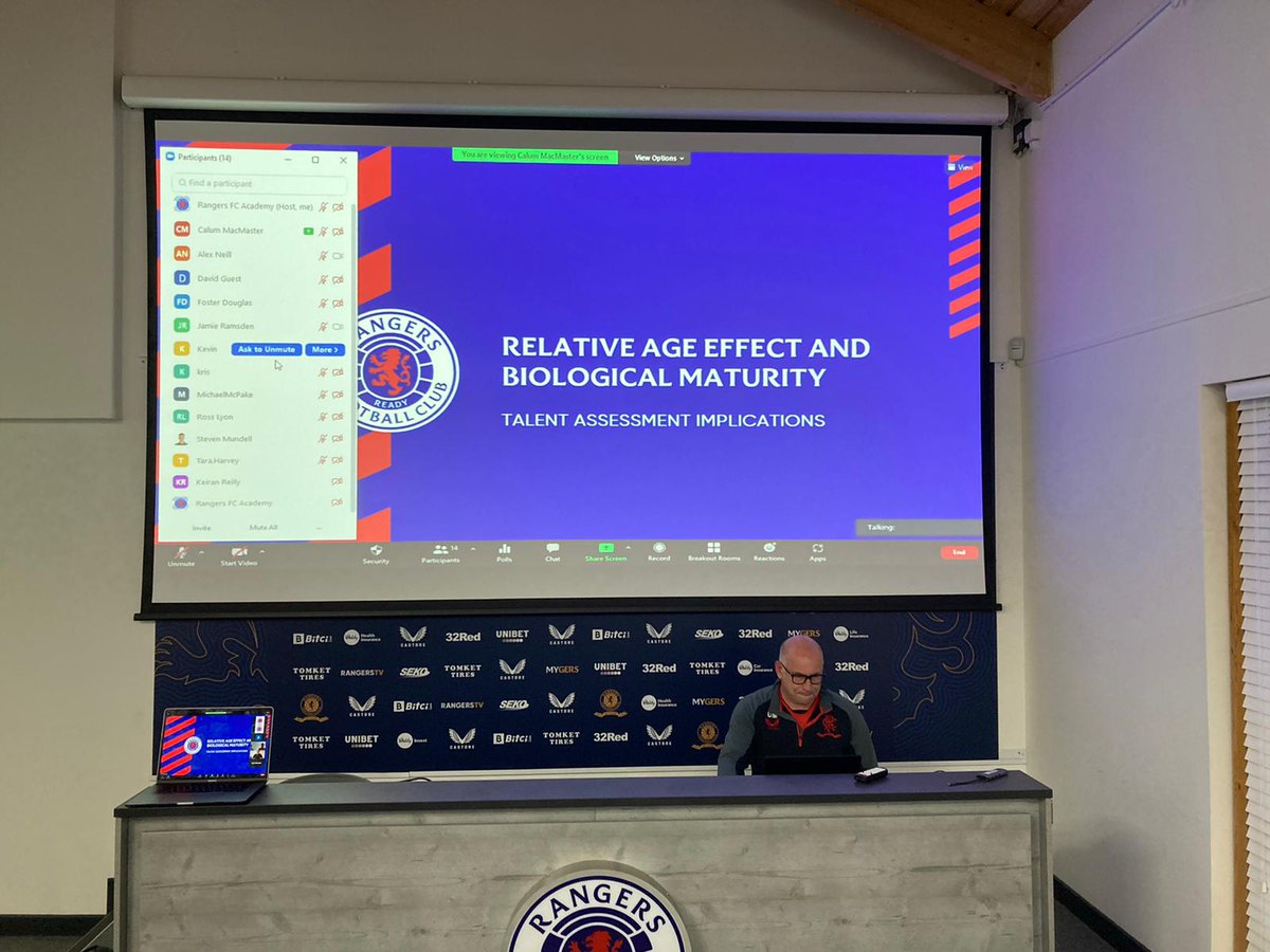 RFC_Youth's tweet image. 📚 Multi-discipline learning tonight in the Academy - coaches, sports scientists and medical staff all together.

👏 Thanks to Calum MacMaster our B Team sports scientist for leading tonight’s session. Always learning and improving.