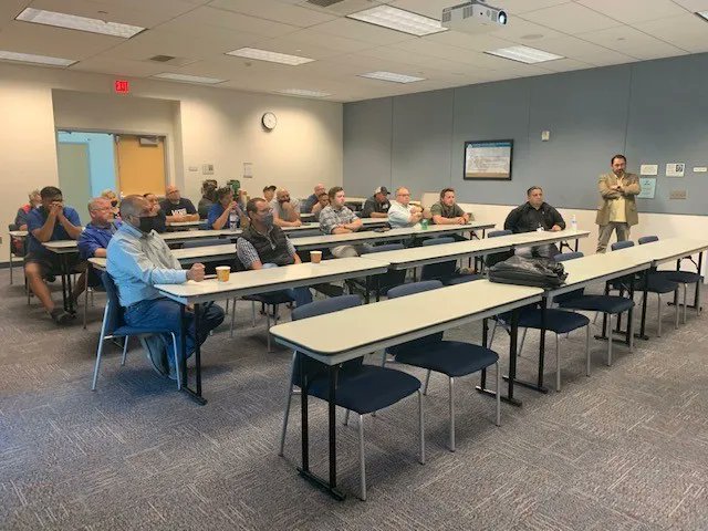 VelocityTrucks's tweet photo. The Ventura County Office of Education (VCOE) hosted Buswest for a presentation and discussion on electric school buses, EV grants, and a demo of Jouley, the Thomas C2 Electric Bus.
#buswest #bw #velocityvehiclegroup #vvg #thomasbuilt #tbb #jouley #evjouley #electricvehicle https://t.co/6eCkmKLvl7