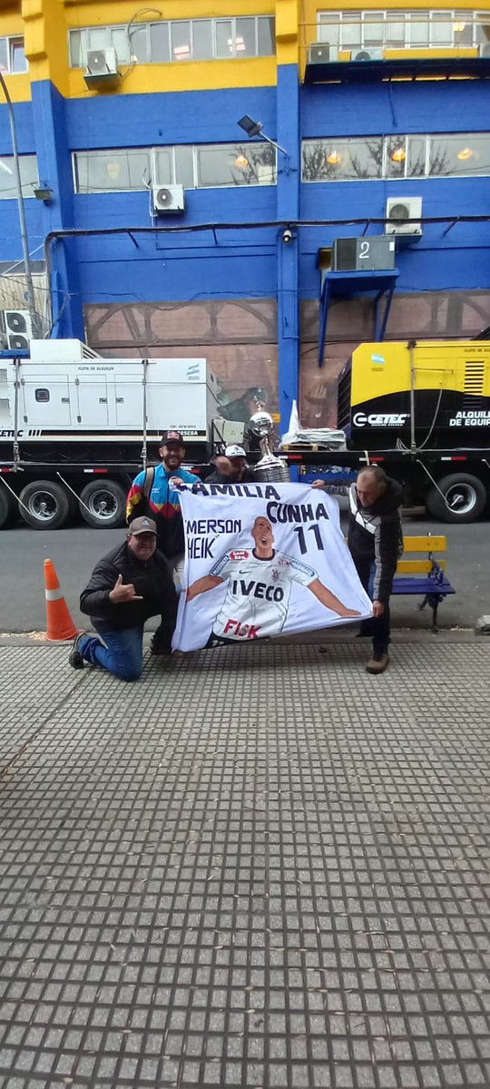 _sccpnews's tweet photo. ⚫⚪ | Fiel invadiu a Argentina! 🔥

📸 | @pancho_casla / Instagram https://t.co/VvVIReabAn
