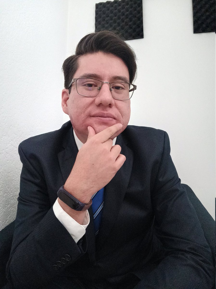 AngelDanLCh's tweet photo. Hoy vuelvo a empezar. Me hicieron sentir guapo. https://t.co/v2vjLWLXDL