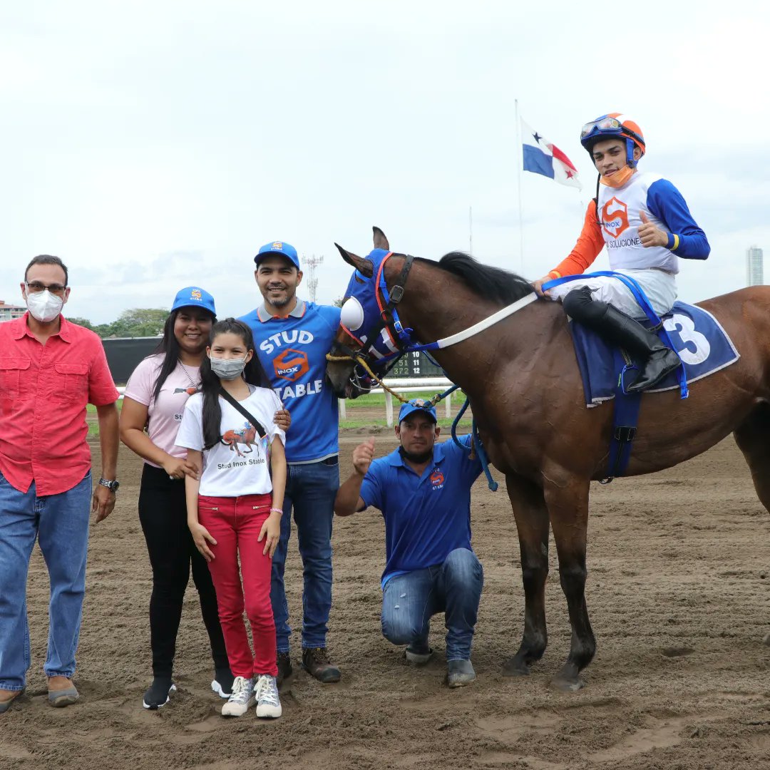 “Mr. Inox” gana 
homenaje a enfermeras
El ejemplar “Mr. Inox” se anexó el Hándicap Asociación Nacional de Enfermeras de Panamá, carrera que se verificó en el Hipódromo Presidente Remón.