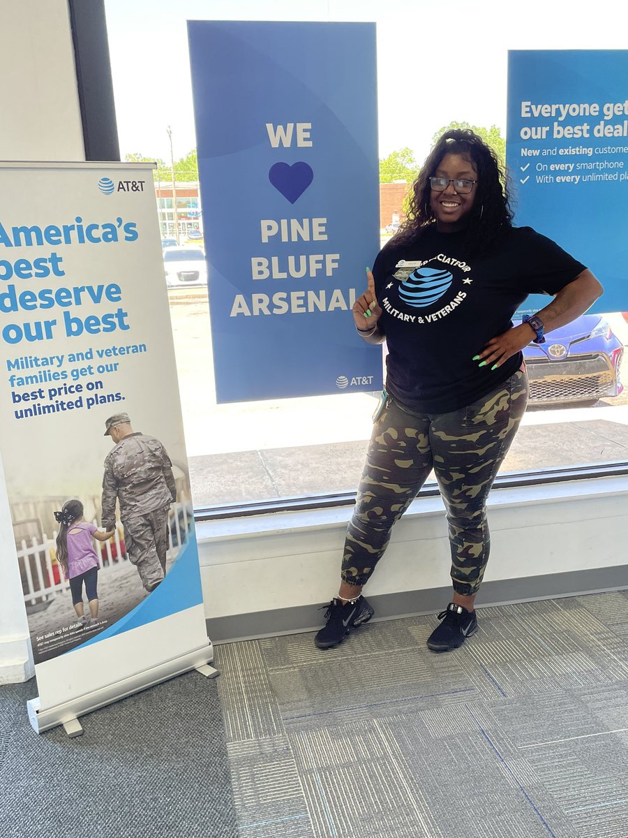 Day 1 KAMO MONDAY in Pine Bluff, At
#EmployeeAppreciationWeek #KAMOSpiritWeek #winMoore
#LifeAtATT  @carlieasullivan @AlyssaMoore_12 @KAMOkonnects @Farzad_Farokhi