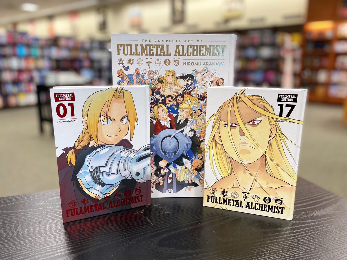 BNHurstTexas's tweet photo. yes, we do have the Fullmetal Alchemist art book !!! 

#manga #FullmetalAlchemist https://t.co/UxE0hUo3pj