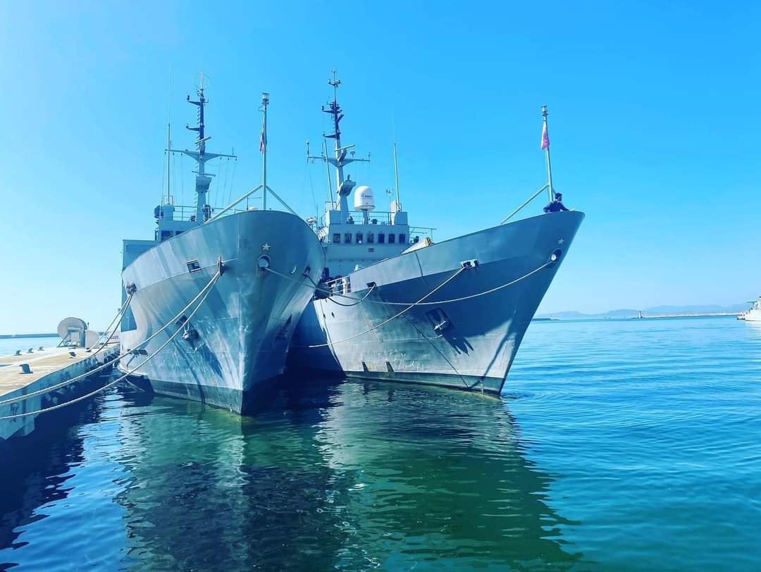 aforasnews's tweet photo. #SARDEGNA TERRA DI NESSUNO, LA NOSTRA TERRA E' UN GRANDE POLIGONO DI TIRO PER GLI ESERCITI DI MEZZO MONDO IN MEZZO AL MEDITERRANEO. MAGGIO DI BOMBARDAMENTI E SIMULAZIONI DENTRO E FUORI I POLIGONI MILITARI SULL'ISOLA. 

IL 22 MAGGIO TUTT* A #TEULADA.

⤵️
https://t.co/j8sUFqz3Zn https://t.co/EEnuHziplx