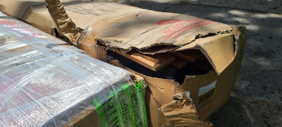 KDubes88's tweet photo. @Lowes How do you even deliver something in this condition?  Can't wait to put it together to find out half is missing or broken, like the slide that didn't arrive because it was TOO damaged.  Must make the boxes look good by comparison 🙄 https://t.co/XkwQrJvA2n