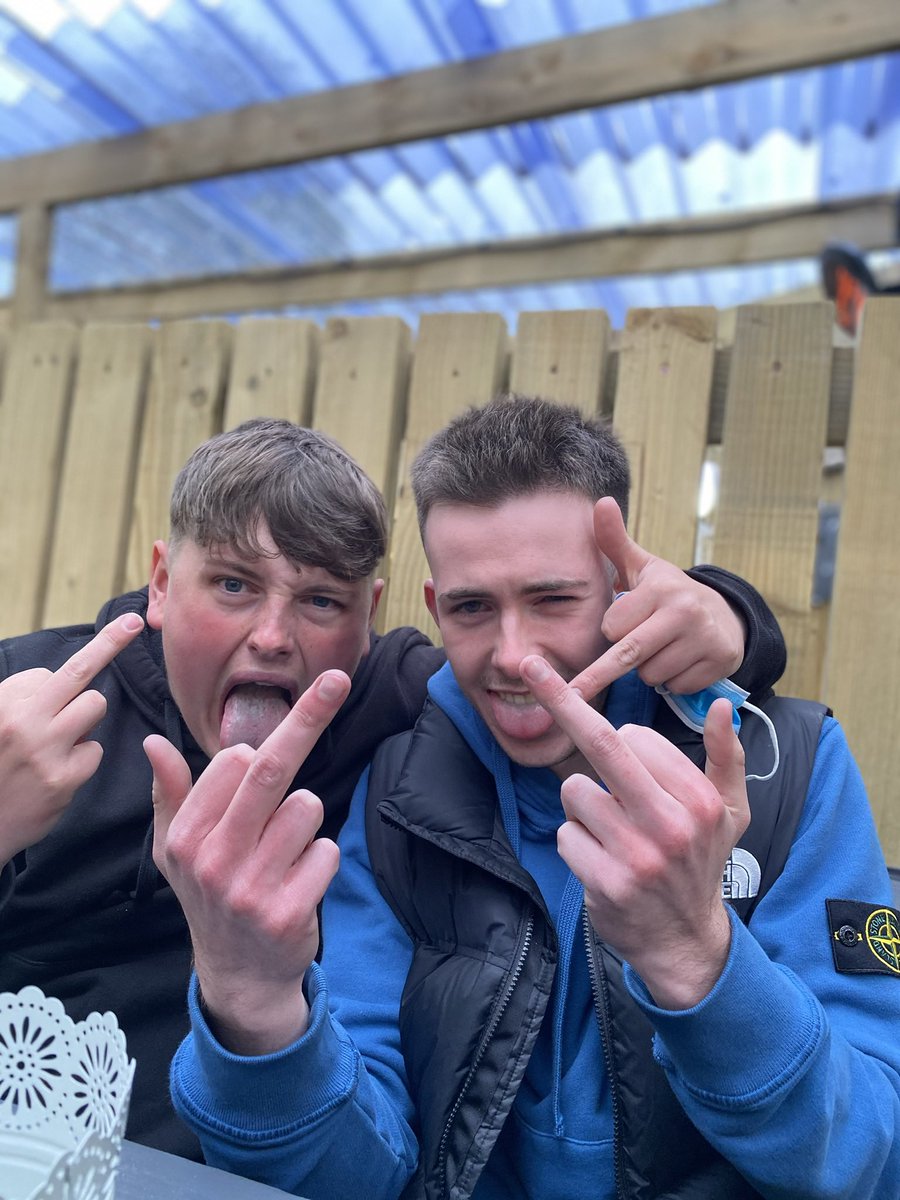 RuariHill_'s tweet photo. @Ryanmcleodd Happy Birthday brother, hope it’s been a good one and I’ll see you for a drink soon😘❤️ https://t.co/XtmaUTTDss