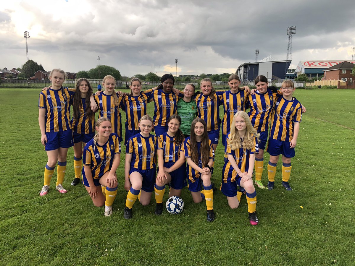 Congratulations to our under 14’s girl who finish the season cup winners and league runners up!! A great achievement for a team that was put together in September.