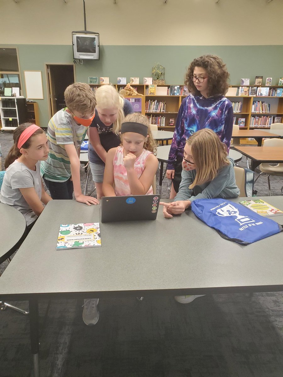 WCreekLibrary's tweet image. Here we go! Round #1 of the Battle of the Books! #SPSBOB #spslib @officialSPS @WilsonsCreekInt