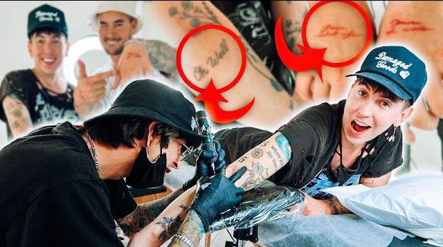 ItsBobbyMares's tweet photo. FOLLOW/DM SPREE!! 🥳 Following people who RT this!

NEW VID IS UP! Like &amp; subscribe! ˣ‿ˣ

We Got Tattoos For Our Best Friend
https://t.co/kEN8QXmL8n https://t.co/vHBTf6pQXa