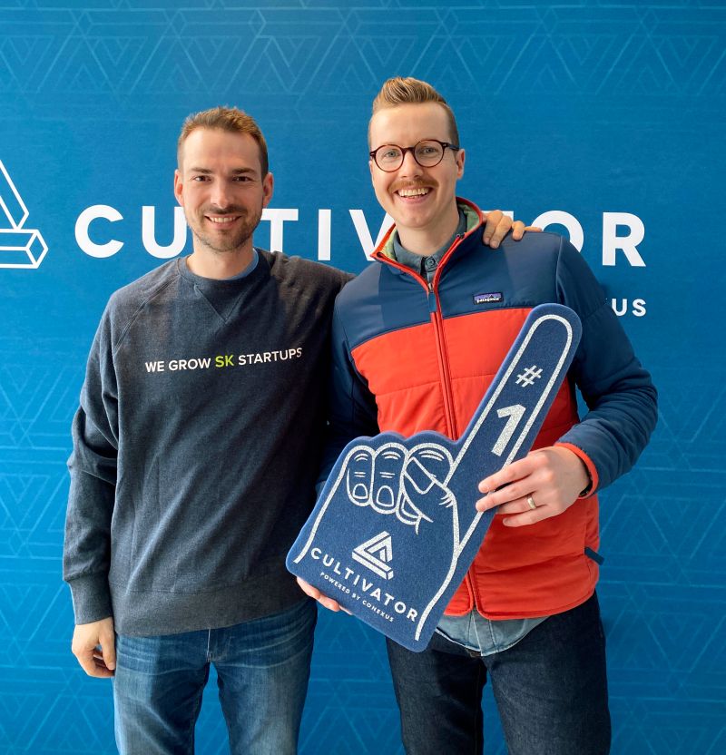 InnovationSask's tweet photo. #InnovateToEngage: To celebrate #innovations that are community driven, prioritize inclusion + drive action, we'd like to highlight SK's tech incubators, @colabsyxe & @cultivatorsk They build a thriving tech ecosystem through coaching, mentorship, offices & more!📚🏢💻 https://t.co/PLZokTSB0N