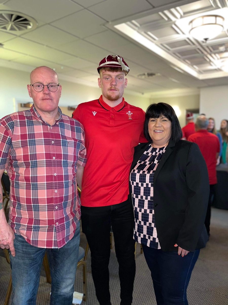 Clare Cannon tweet media