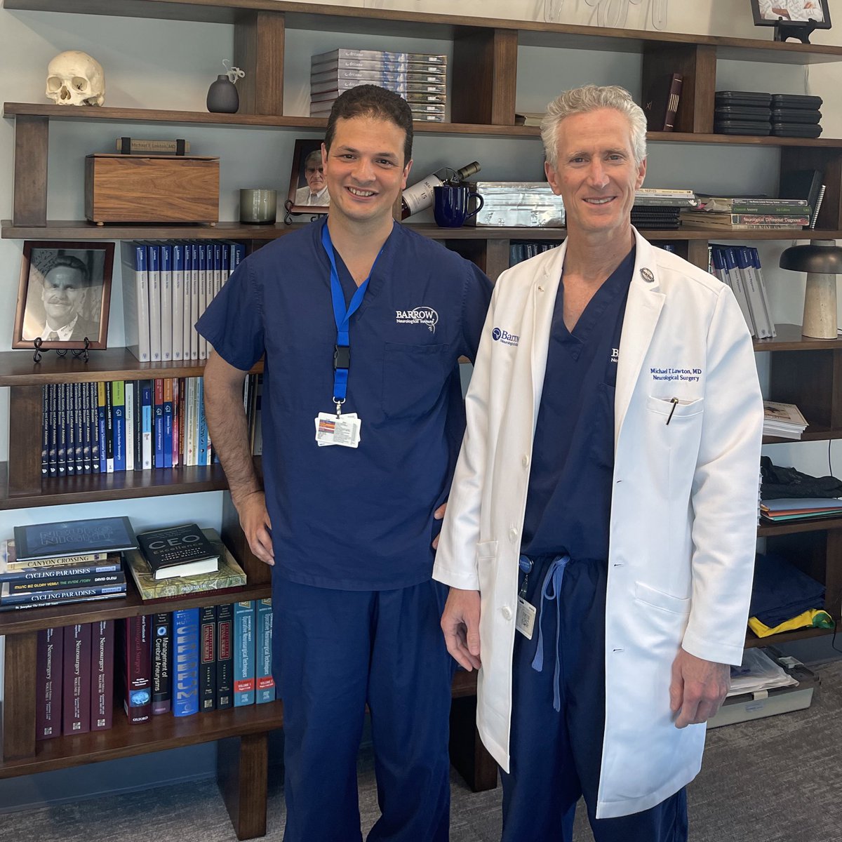 BenFisherFRCS's tweet photo. Feeling incredibly lucky to be so warmly welcomed by the inspirational @mtlawton with the chance to witness his groundbreaking neurosurgical work @BarrowNeuro.  And of course huge thanks to my old neurosurgical family @UHBNeurosurgery whose generosity means so much &amp; got me there https://t.co/rpgMKOCjTh