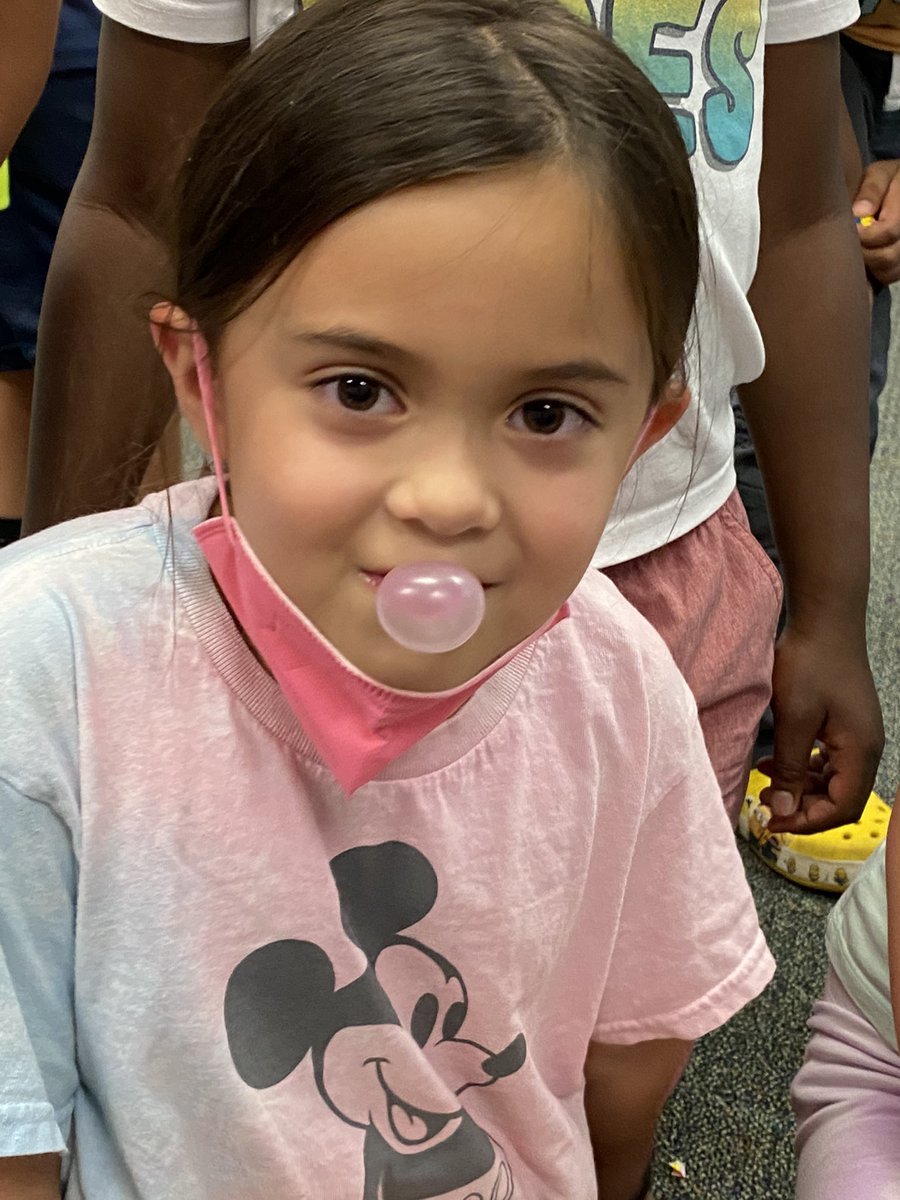Miss_Barbati113's tweet photo. Bubble day was so much fun! https://t.co/kFvf9MCzVx