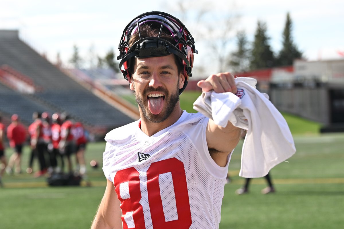 calstampeders's tweet photo. CAMPING 😆😜😄✌️

📸: @CWardPhoto https://t.co/Dqm1PAygWo