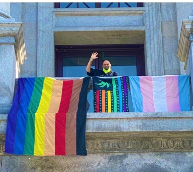 mxman286's tweet photo. Your Dem nomination in PA. At the capital with these flags. No American flag, so where's his loyalty really at 🤔🤢 https://t.co/IcNmhGN6vT